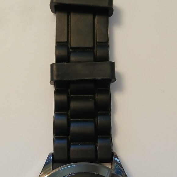 Women's Black Quartz Minimalist Casual Unique Dial Fashion Wrist Watch - Picture 12 of 16